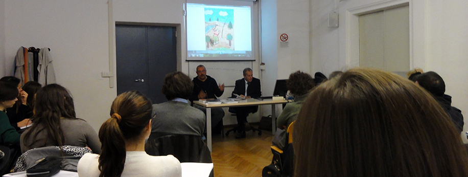 Andrea Benetti ed il professor Gianfranco Bartalotta durante la lezione di Benetti sull’Arte Neorupestre tenuta all’Universitá Roma Tre