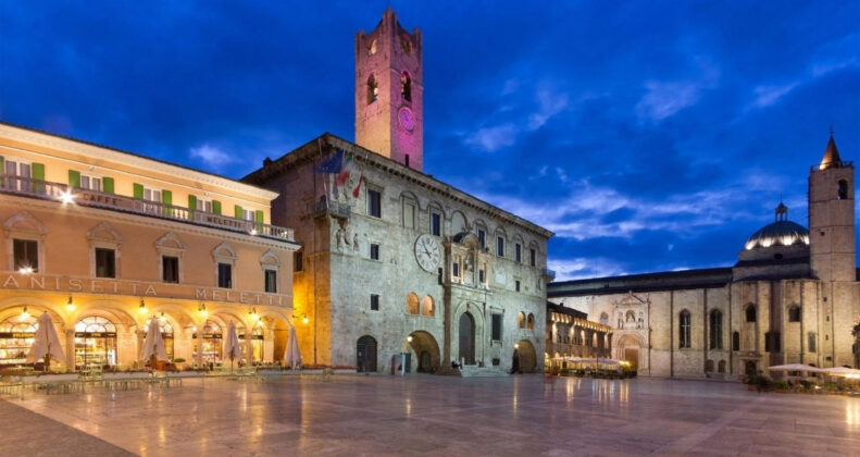 Ascoli Piceno - La mostra arte fotografia pittura